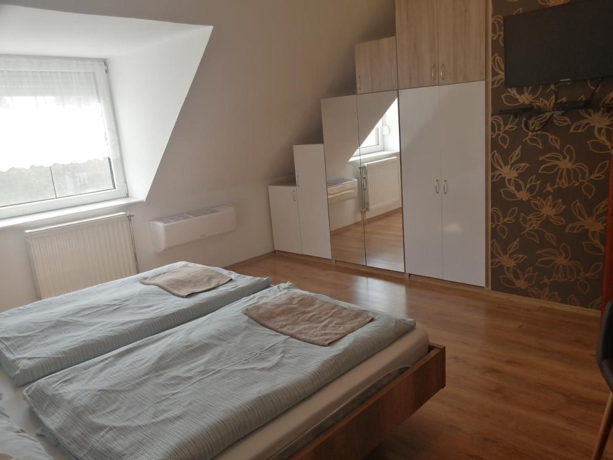 Anita Apartman Bük エクステリア 写真