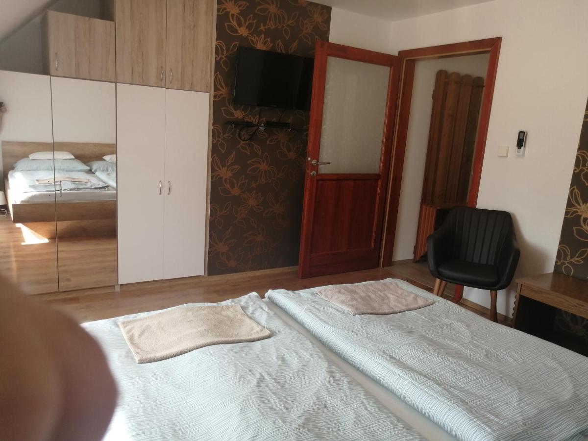 Anita Apartman Bük エクステリア 写真