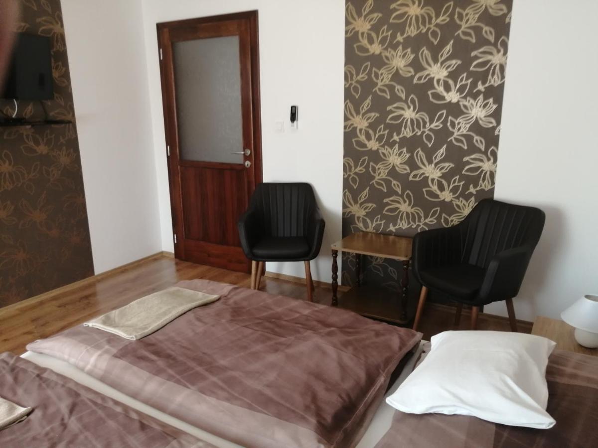 Anita Apartman Bük エクステリア 写真