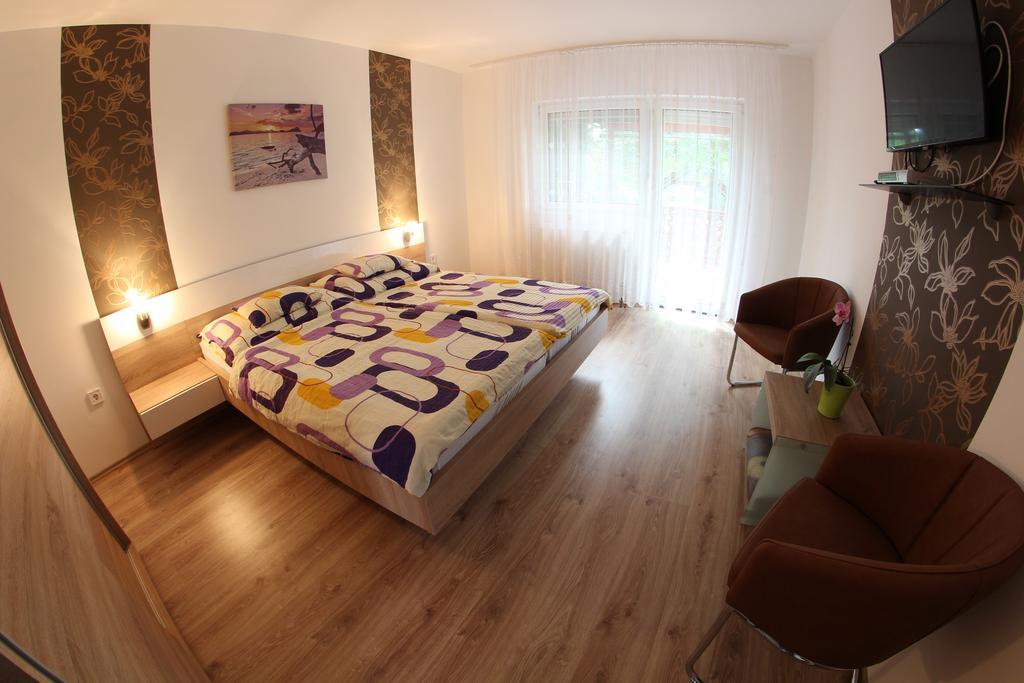 Anita Apartman Bük エクステリア 写真